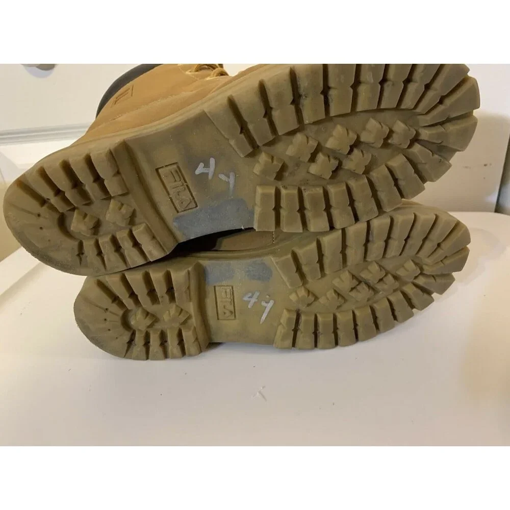 Fila Men's Sz 8 Edgewater Nubuck Boot‎ 1SH40063-206 Wheat/Gum not steel toe